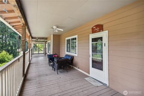 1407 Slide Creek Road Longview WA 98632