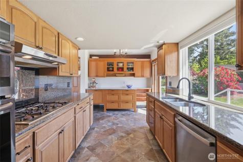 3016 51st Place SW Everett WA 98203
