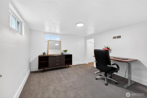 6831 S Yakima Avenue Tacoma WA 98408