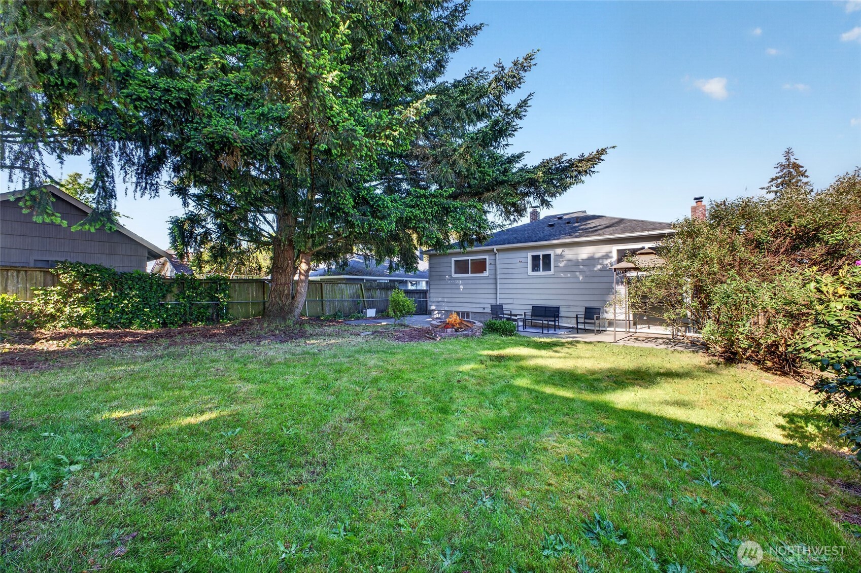 6831 S Yakima Avenue Tacoma WA 98408