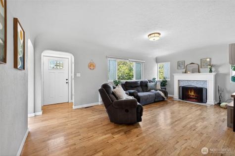 6831 S Yakima Avenue Tacoma WA 98408