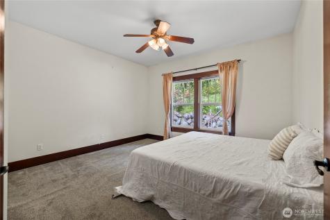 16711 Blodgett Road Mount Vernon WA 98274