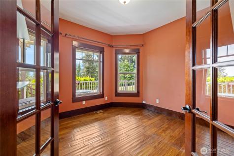 16711 Blodgett Road Mount Vernon WA 98274