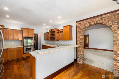 16711 Blodgett Road Mount Vernon WA 98274