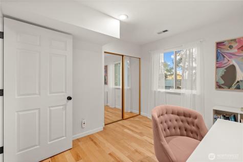 22619 4th Avenue W Bothell WA 98021