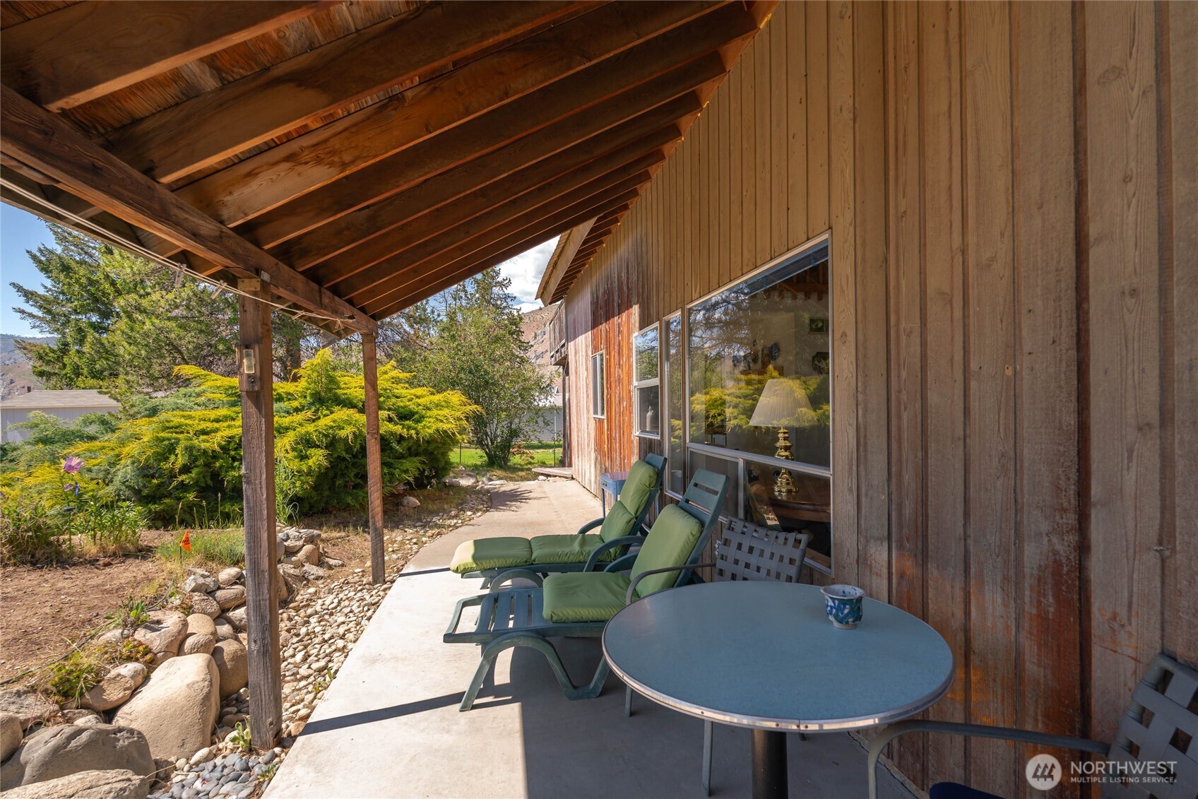 245 Lakeview Avenue Orondo WA 98843