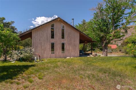 245 Lakeview Avenue Orondo WA 98843