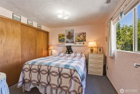 245 Lakeview Avenue Orondo WA 98843