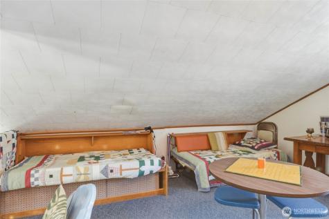 245 Lakeview Avenue Orondo WA 98843