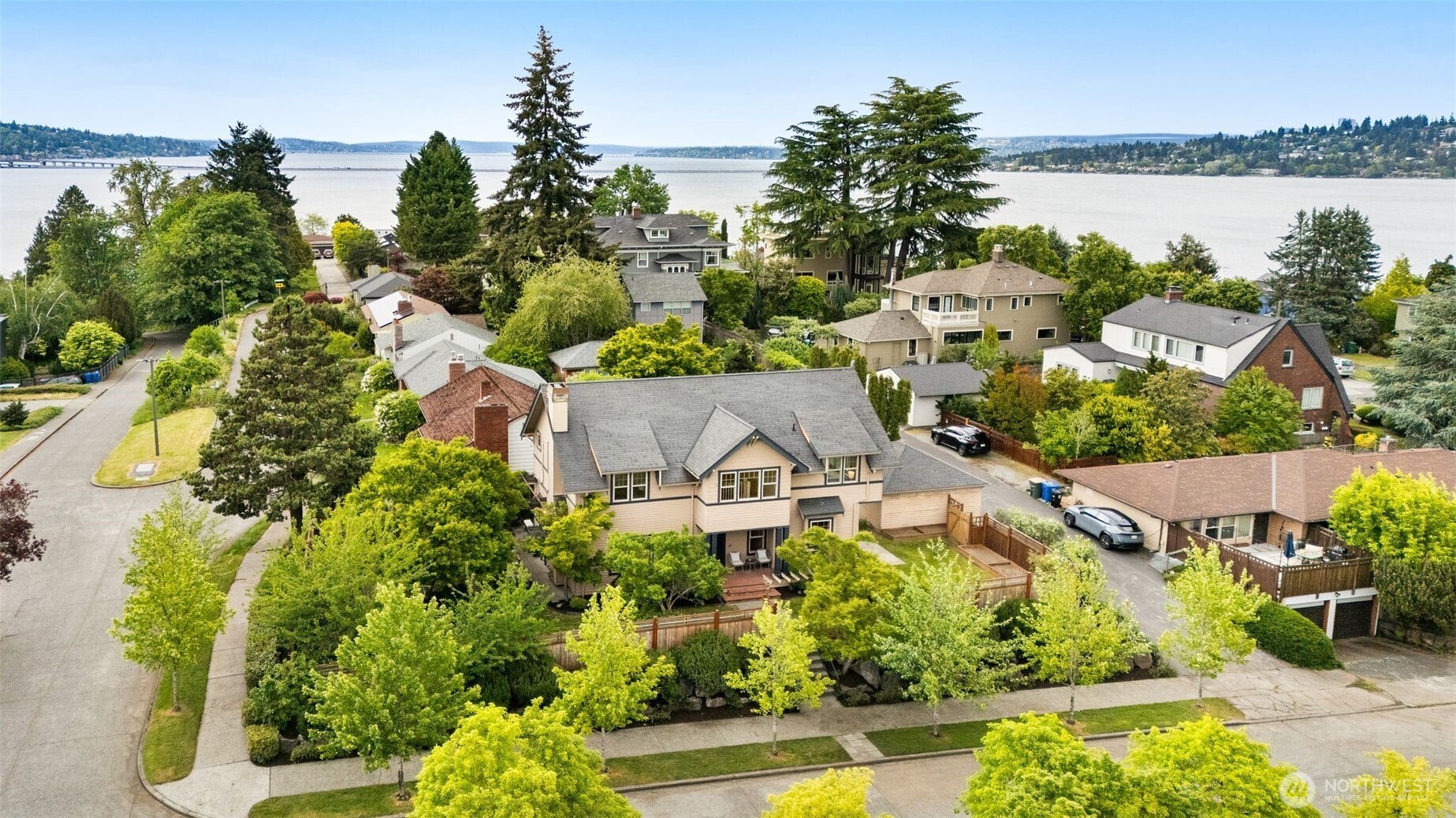 4606 S Andover Street Seattle WA 98118