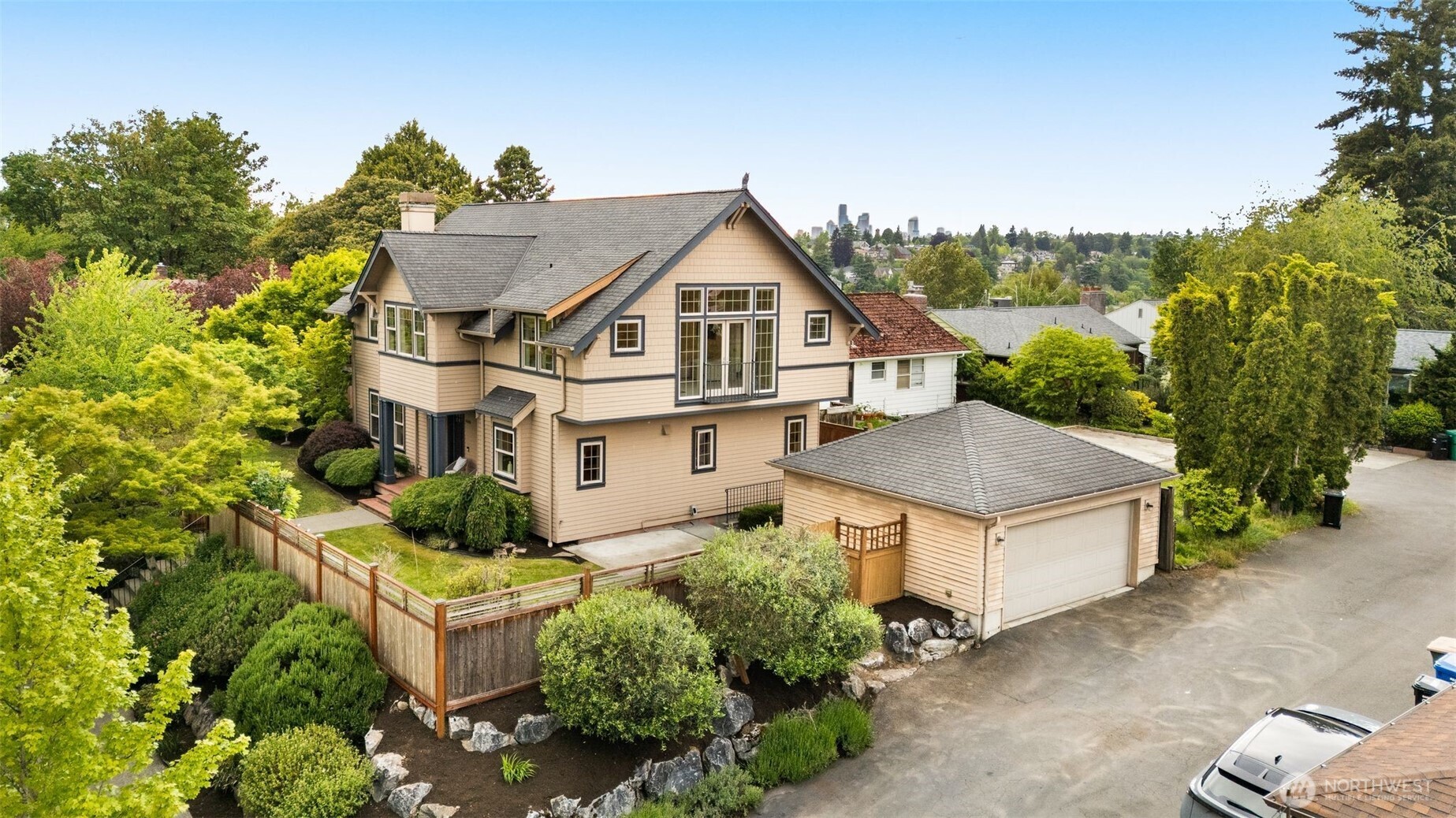 4606 S Andover Street Seattle WA 98118