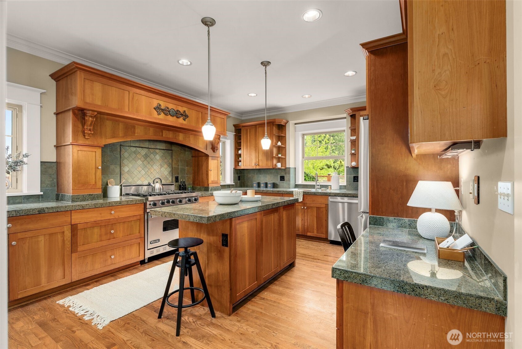 4606 S Andover Street Seattle WA 98118