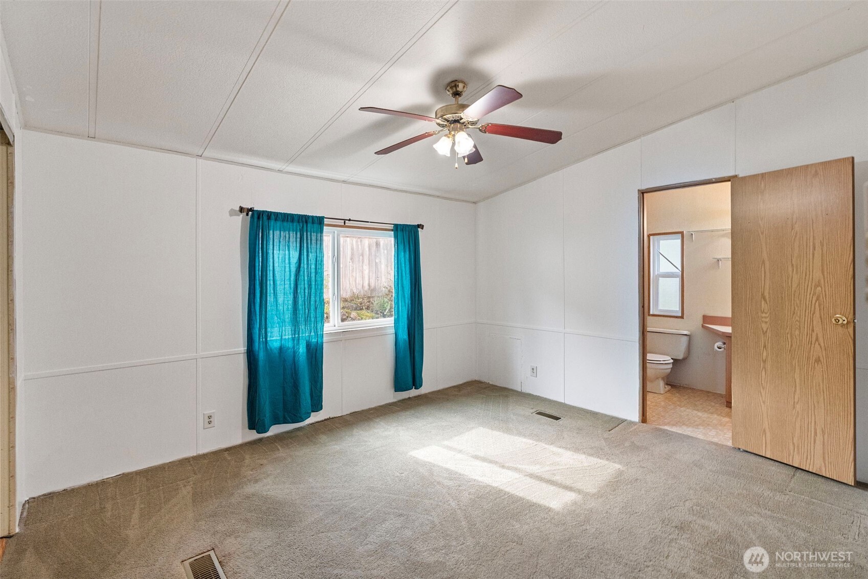8811 Overlook Circle NE Bremerton WA 98312