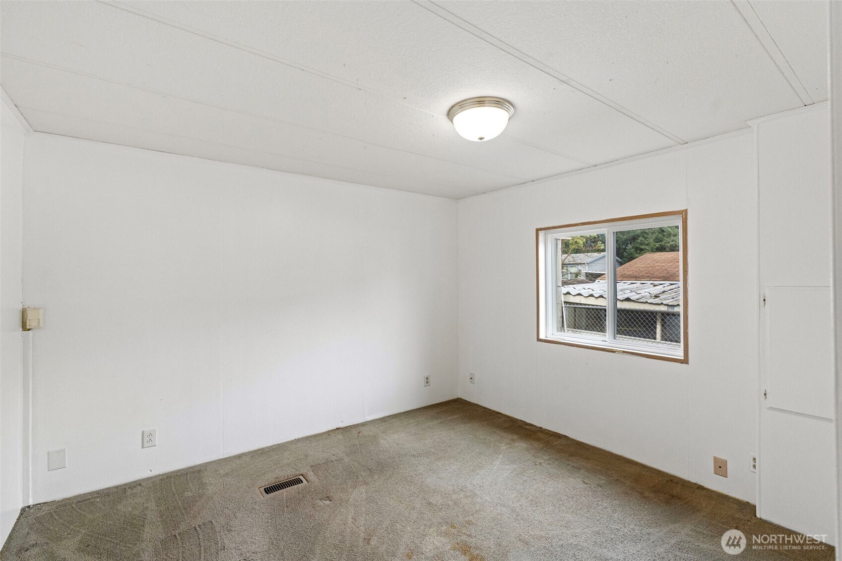 8811 Overlook Circle NE Bremerton WA 98312