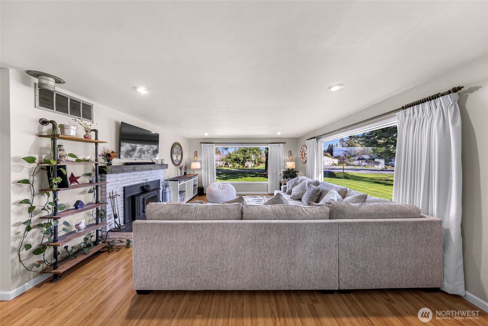 306 W King Tut Road Bellingham WA 98226