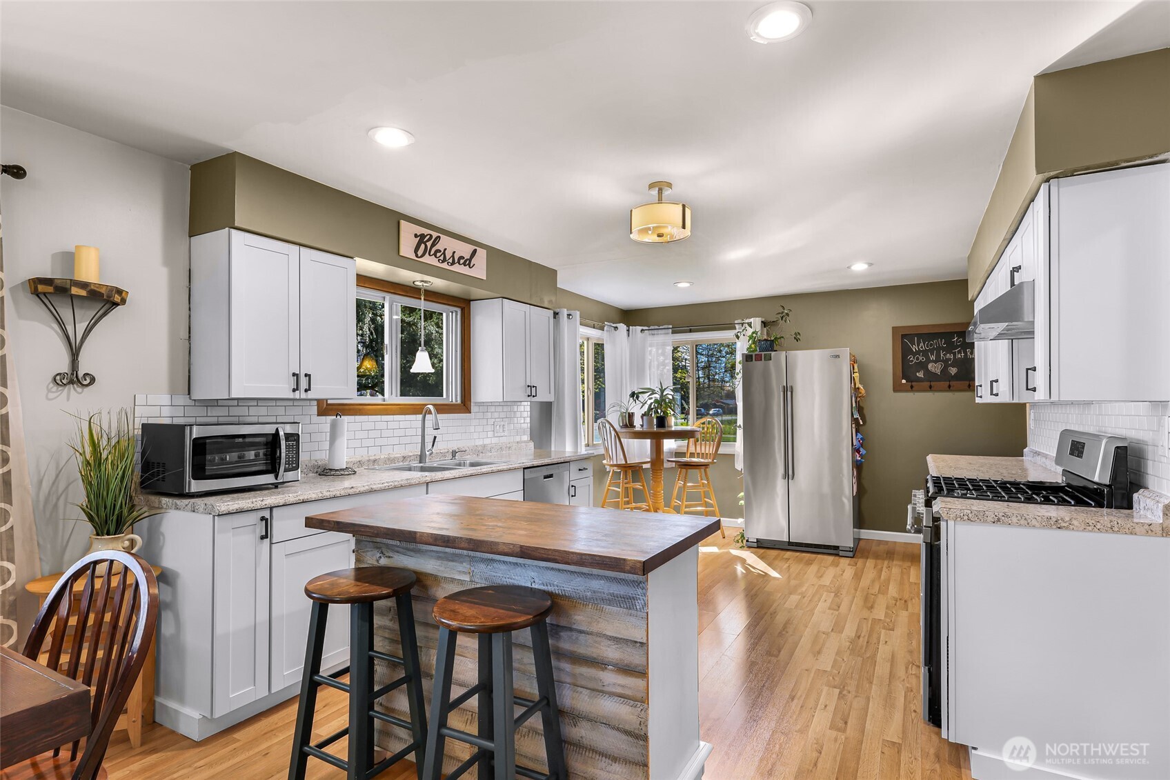 306 W King Tut Road Bellingham WA 98226