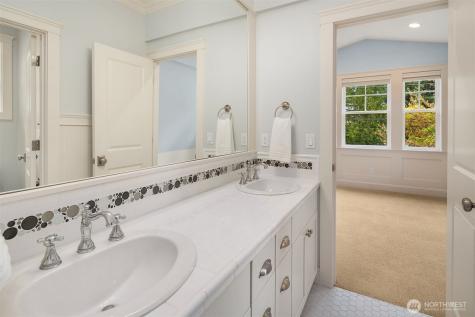10611 SE 20th Street Bellevue WA 98004