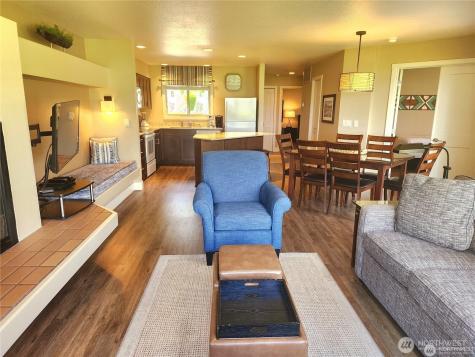 1 Beach 538-c Manson WA 98831