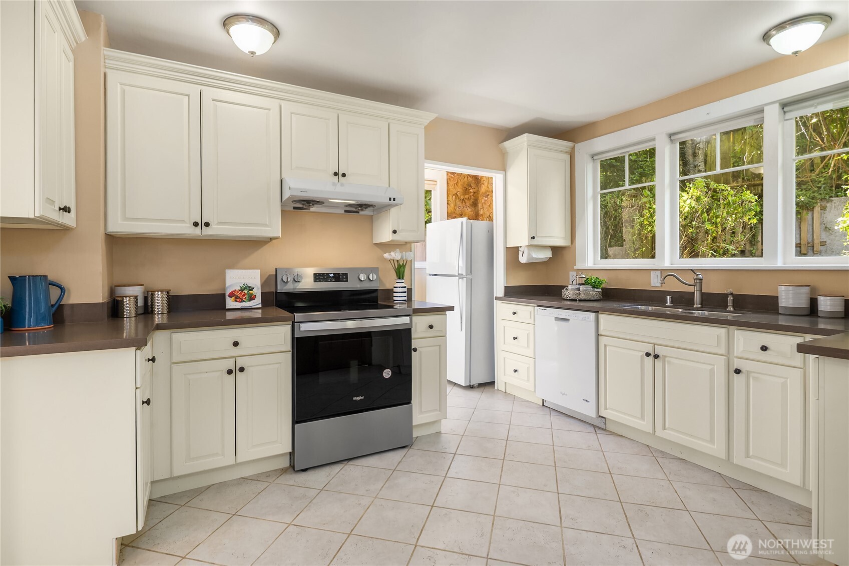 2727 36th Avenue SW Seattle WA 98126