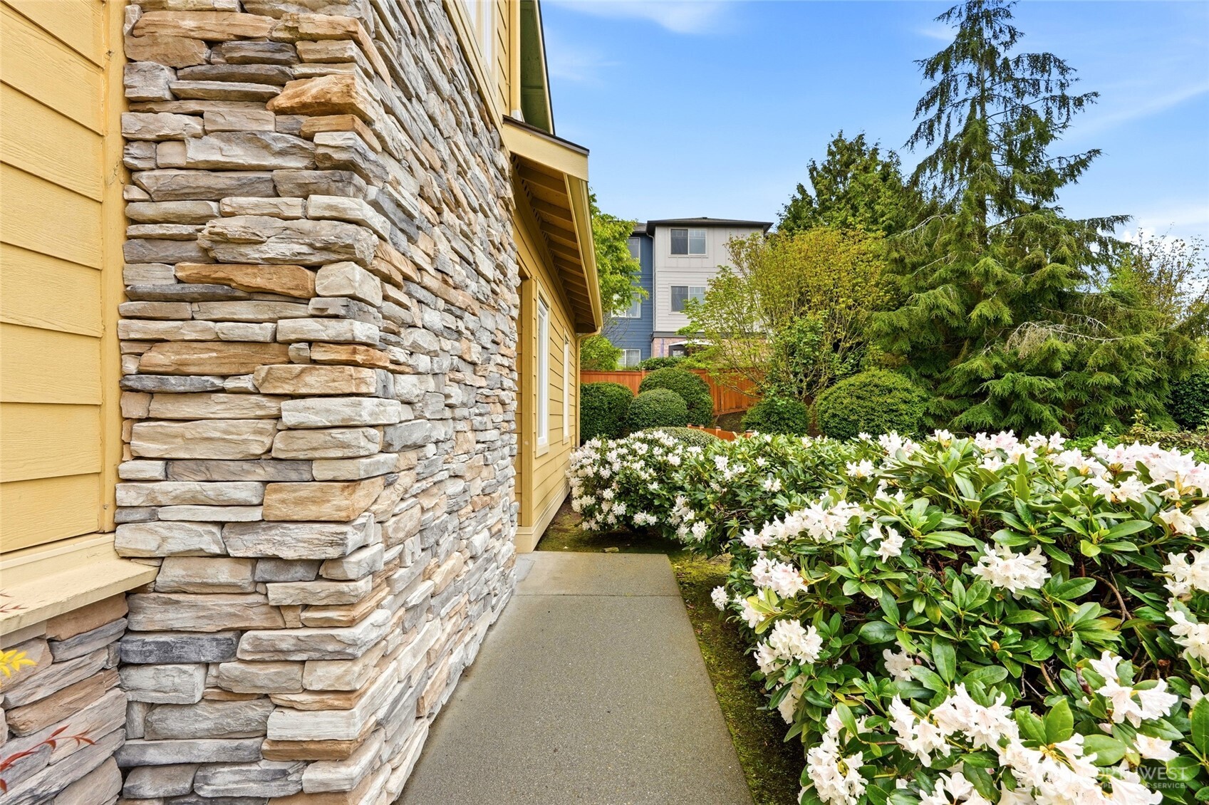 18502 36th Avenue W Lynnwood WA 98037