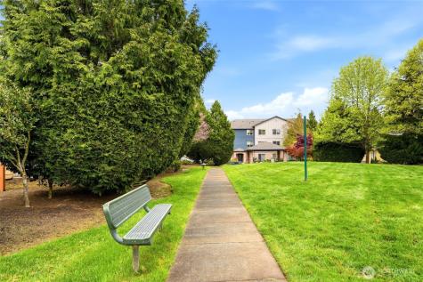 18502 36th Avenue W Lynnwood WA 98037