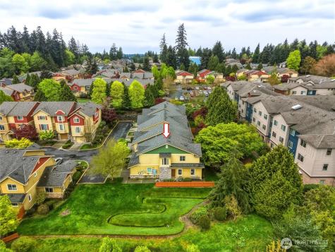 18502 36th Avenue W Lynnwood WA 98037
