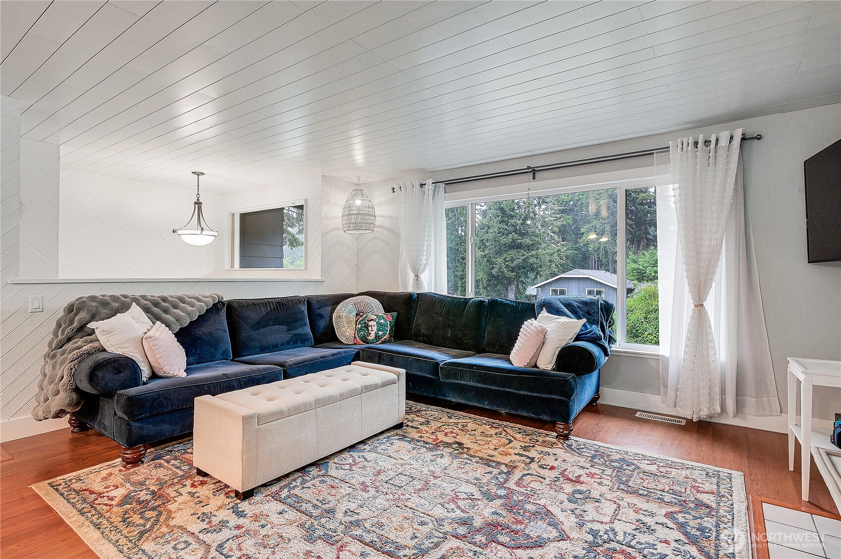 2625 NE Mary Court Poulsbo WA 98370