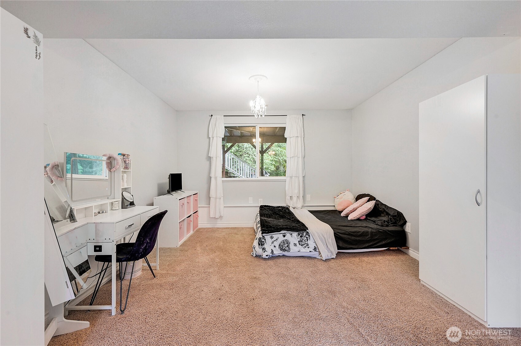 2625 NE Mary Court Poulsbo WA 98370