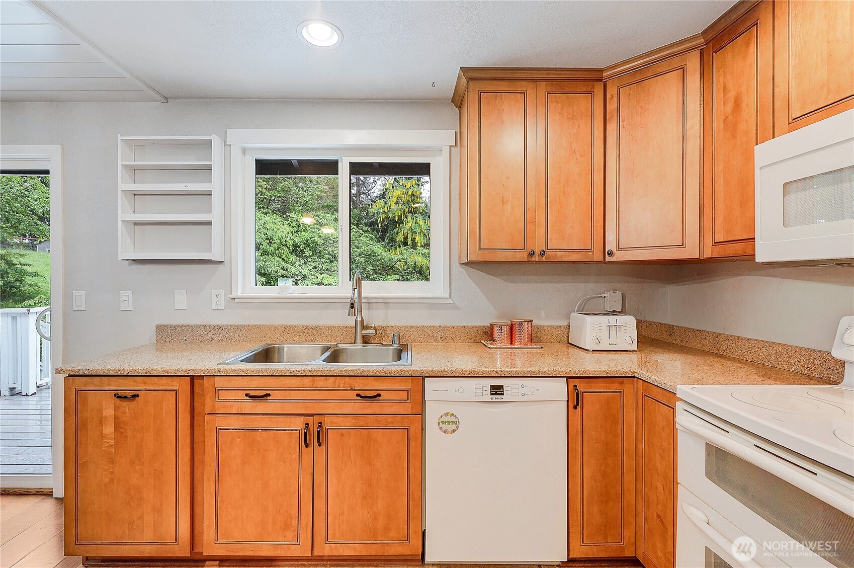 2625 NE Mary Court Poulsbo WA 98370