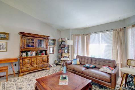 73 NW Roeder Drive Oak Harbor WA 98277