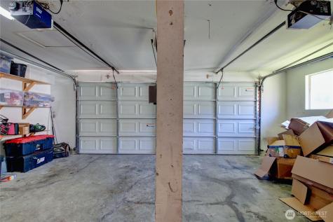 73 NW Roeder Drive Oak Harbor WA 98277