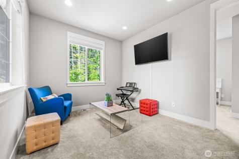 21888 SE 5th Place Sammamish WA 98074