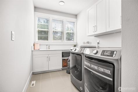 21888 SE 5th Place Sammamish WA 98074