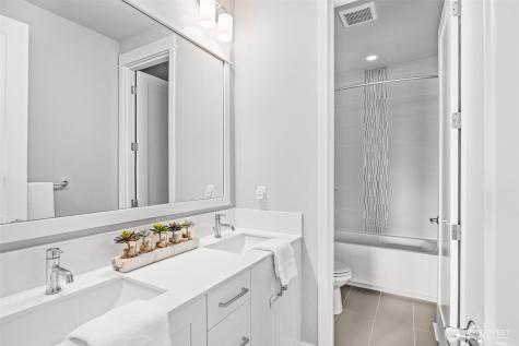 21888 SE 5th Place Sammamish WA 98074