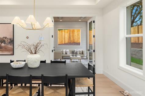 138 159th Place SE Bellevue WA 98008
