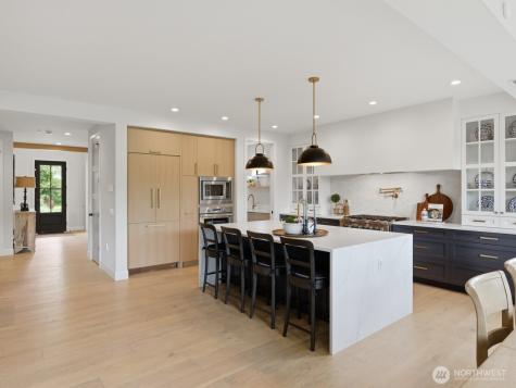 8216 23rd Avenue NE Seattle WA 98115