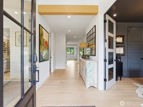 8216 23rd Avenue NE Seattle WA 98115
