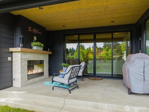 8216 23rd Avenue NE Seattle WA 98115