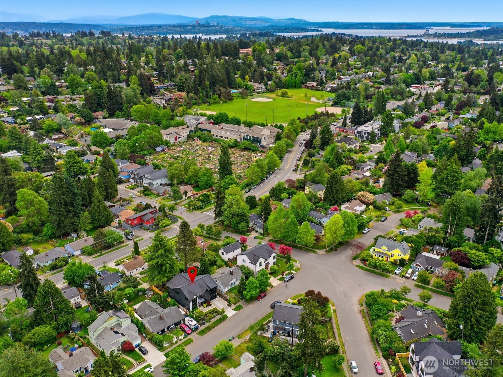 8216 23rd Avenue NE Seattle WA 98115