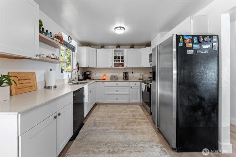 9414 Sharon Drive Everett WA 98204