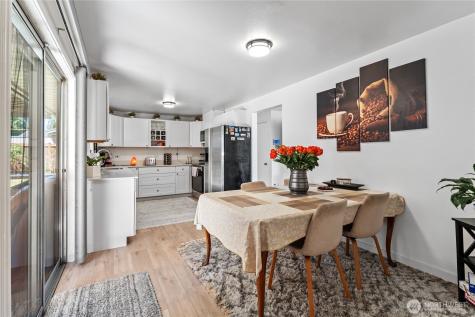 9414 Sharon Drive Everett WA 98204