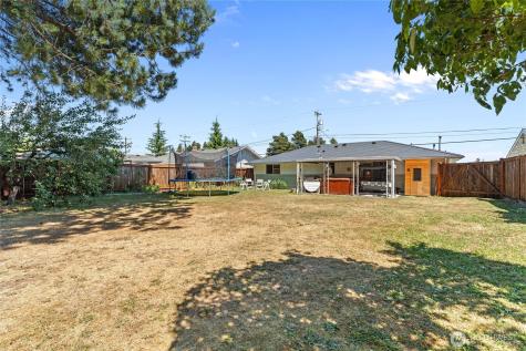 9414 Sharon Drive Everett WA 98204