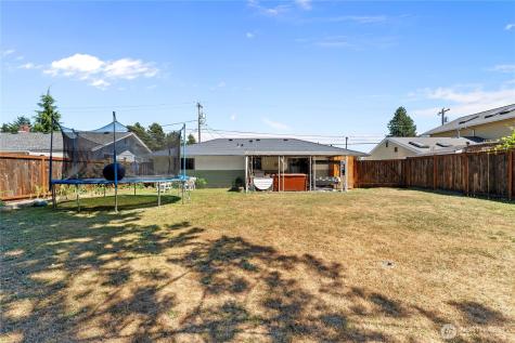 9414 Sharon Drive Everett WA 98204