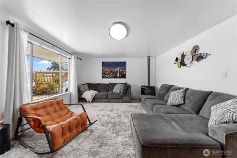 9414 Sharon Drive Everett WA 98204