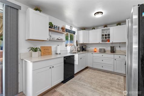 9414 Sharon Drive Everett WA 98204