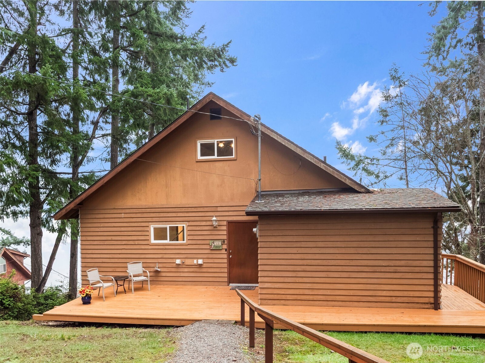913 E Herron Boulevard Lakebay WA 98349