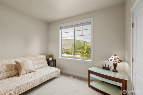 1972 Legacy Place SE East Wenatchee WA 98802