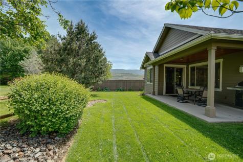 1972 Legacy Place SE East Wenatchee WA 98802