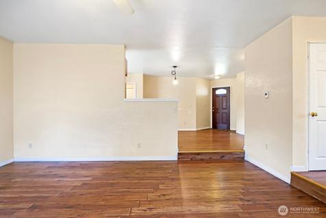 19612 24th Street SW Lakebay WA 98349