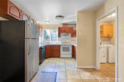 19612 24th Street SW Lakebay WA 98349